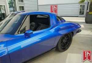 Chevrolet Corvette 63RS Custom Split-Window Coupe 1963 года 